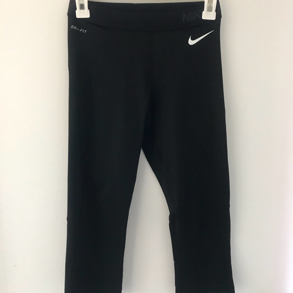 Nike Pro Dry Fit Crop Leggings